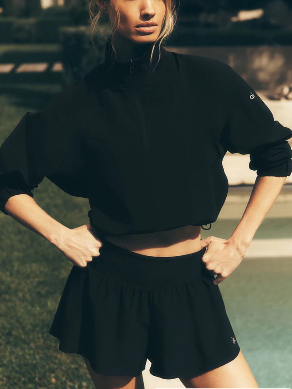Alo Yoga Cropped 1/4 Zip Alumni Pullover Black - Size XS